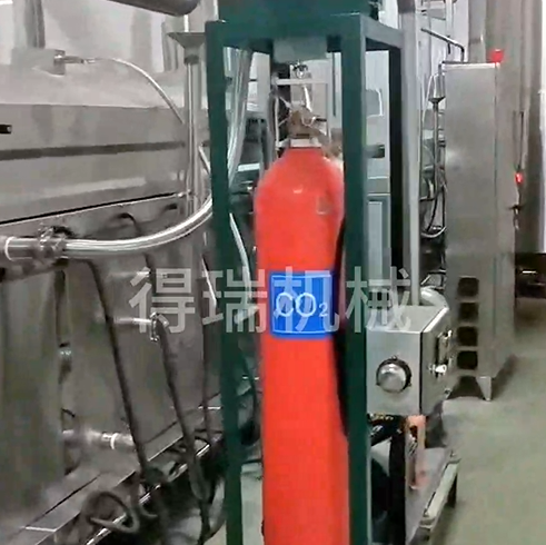 獅子頭，四喜丸子，生產(chǎn)線(xiàn)安裝完畢